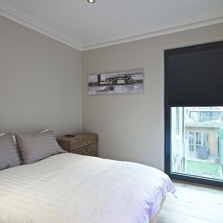 Modern Bedroom In London !! Exteriér fotografie