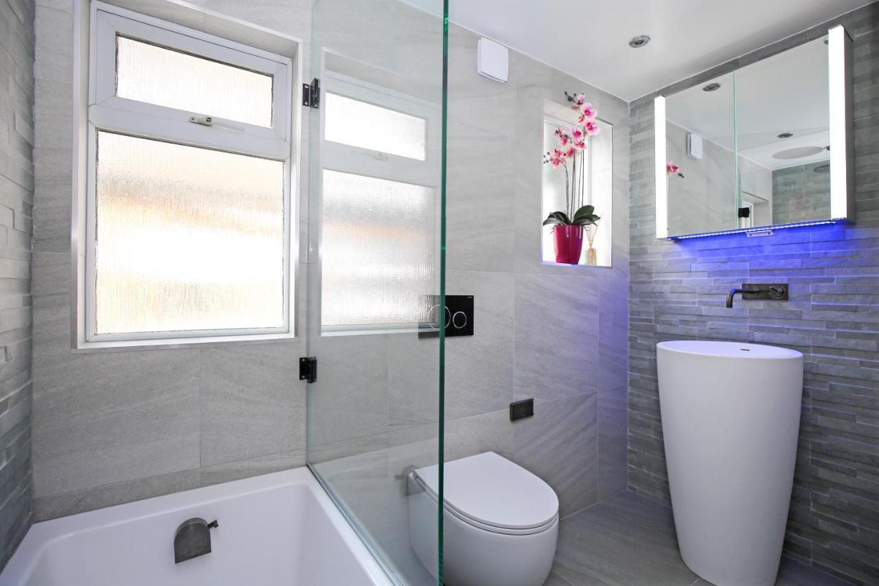 Modern Bedroom In London !! Exteriér fotografie