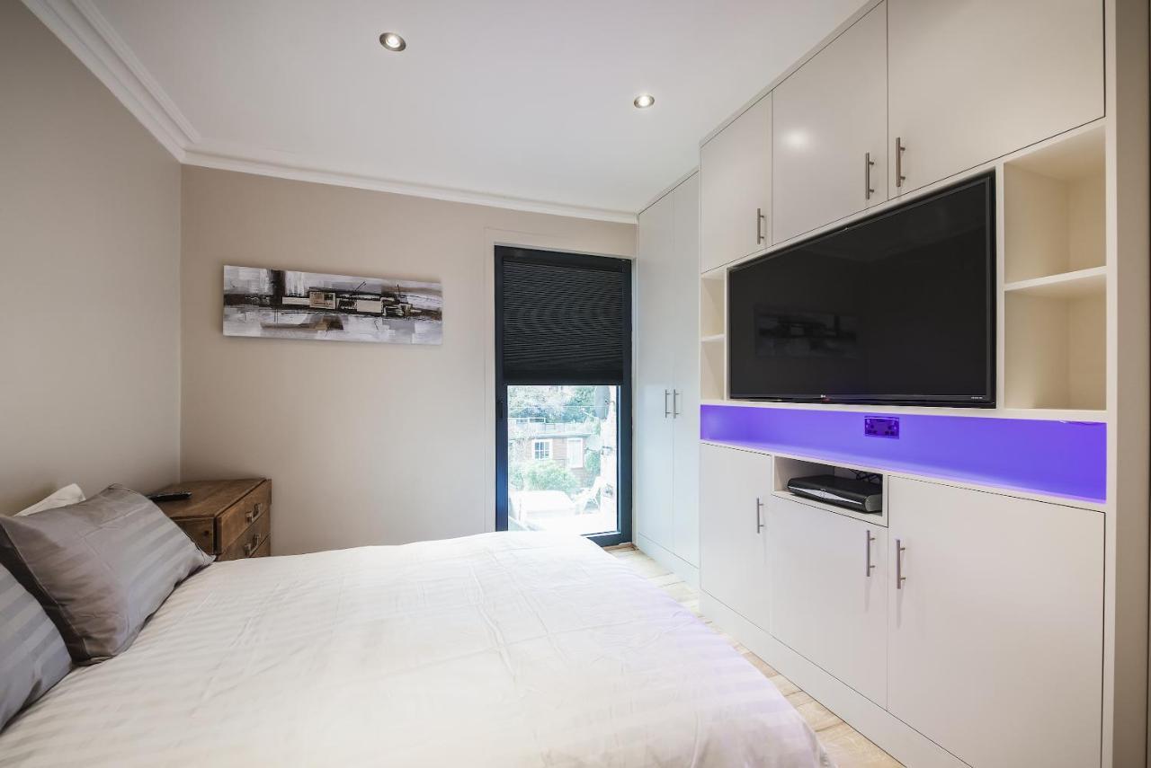 Modern Bedroom In London !! Exteriér fotografie