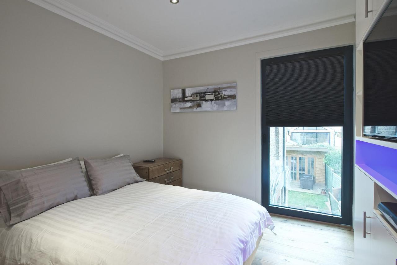 Modern Bedroom In London !! Exteriér fotografie